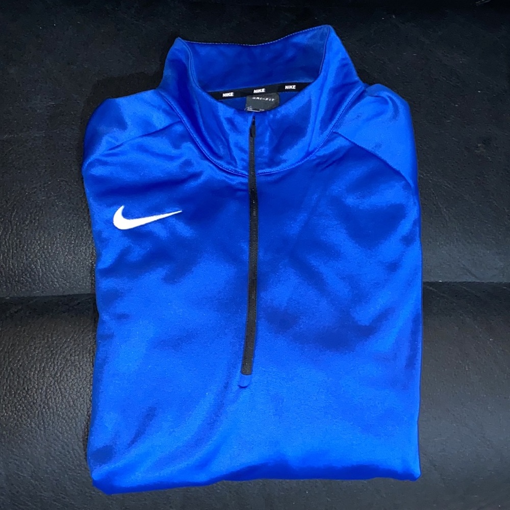 NIKE - MENS PULLOVER - HALF ZIP - NWOT